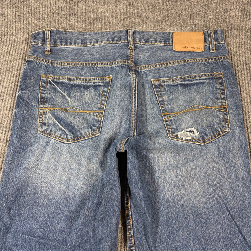 Aeropostale Briggs‎ Slim Bootcut Mens Jeans Medium Wash Distressed Size 36/30 - Picture 2 of 12
